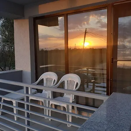 Cozy One Residence 那沃达利